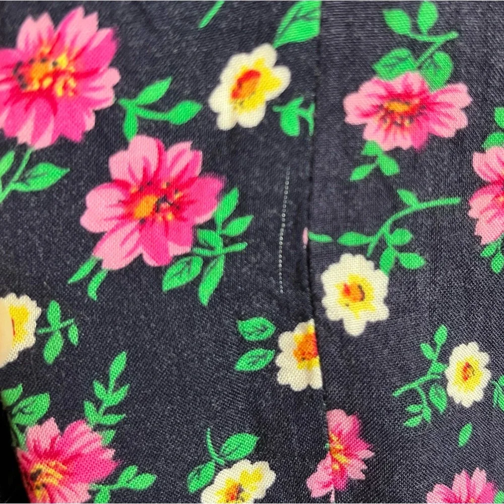 Appleseeds Vintage Floral Skirt with Pockets